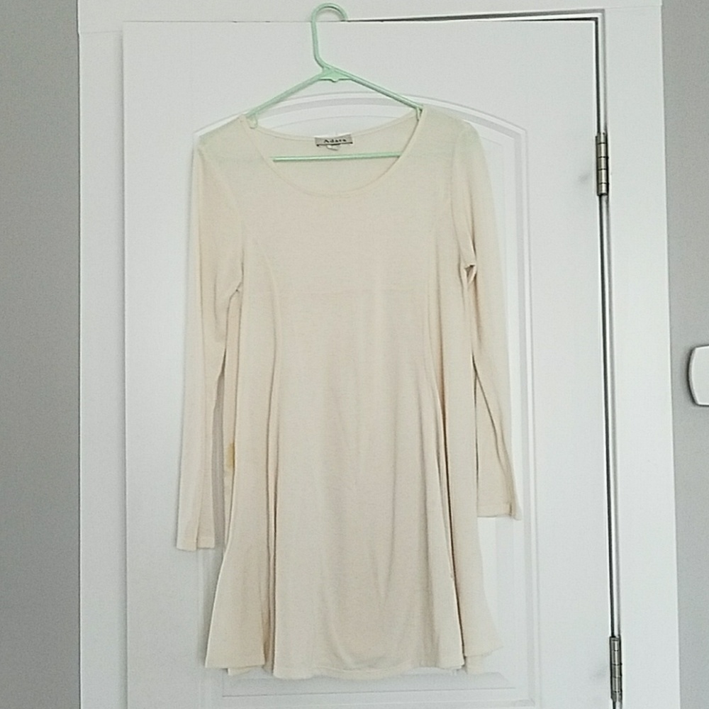 Cream longsleeve dress